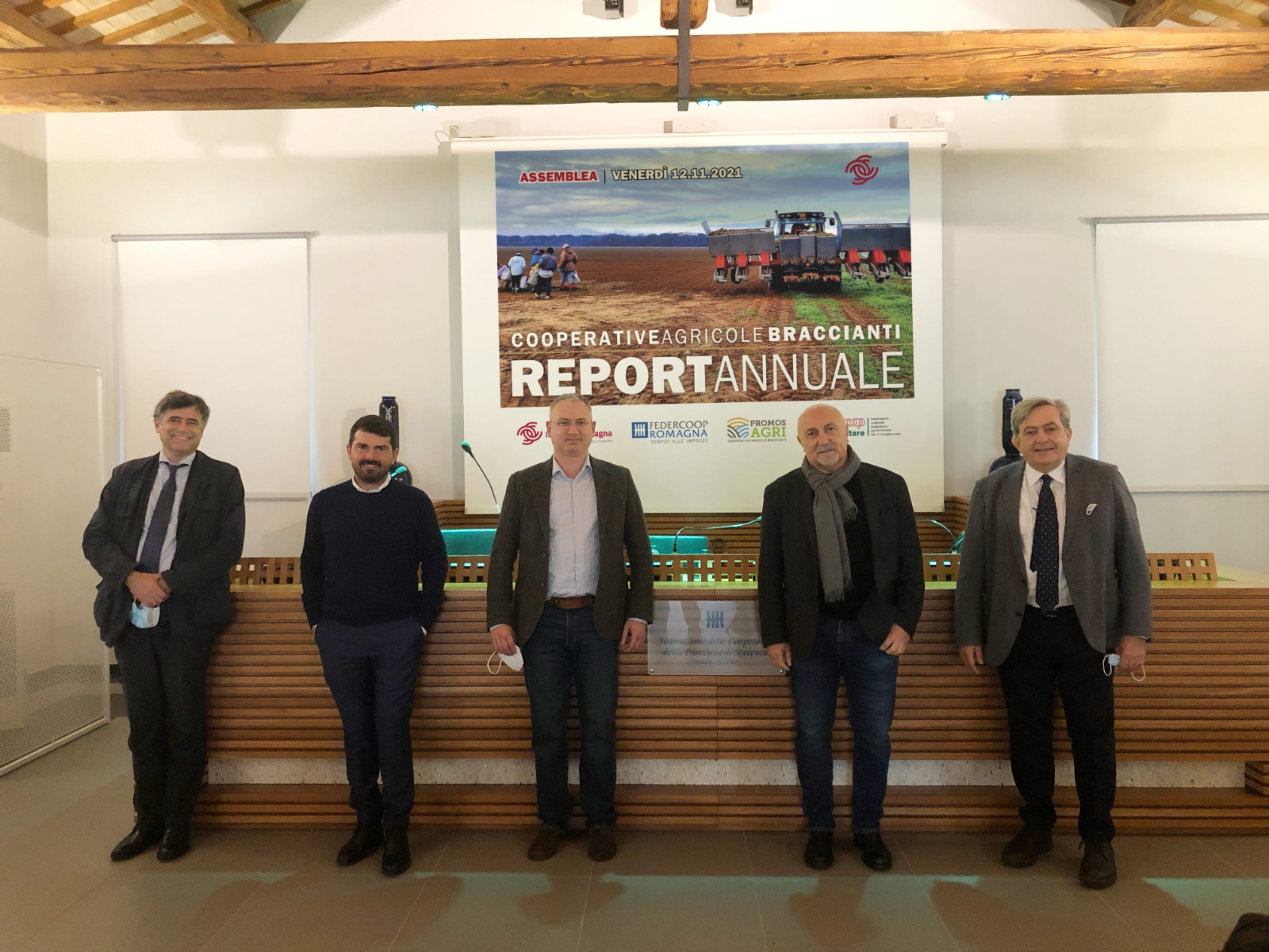 Presentato il report delle CAB di Ravenna: un mondo che dà lavoro a 606 persone. I terreni in biologico raggiungono il 16,5%.